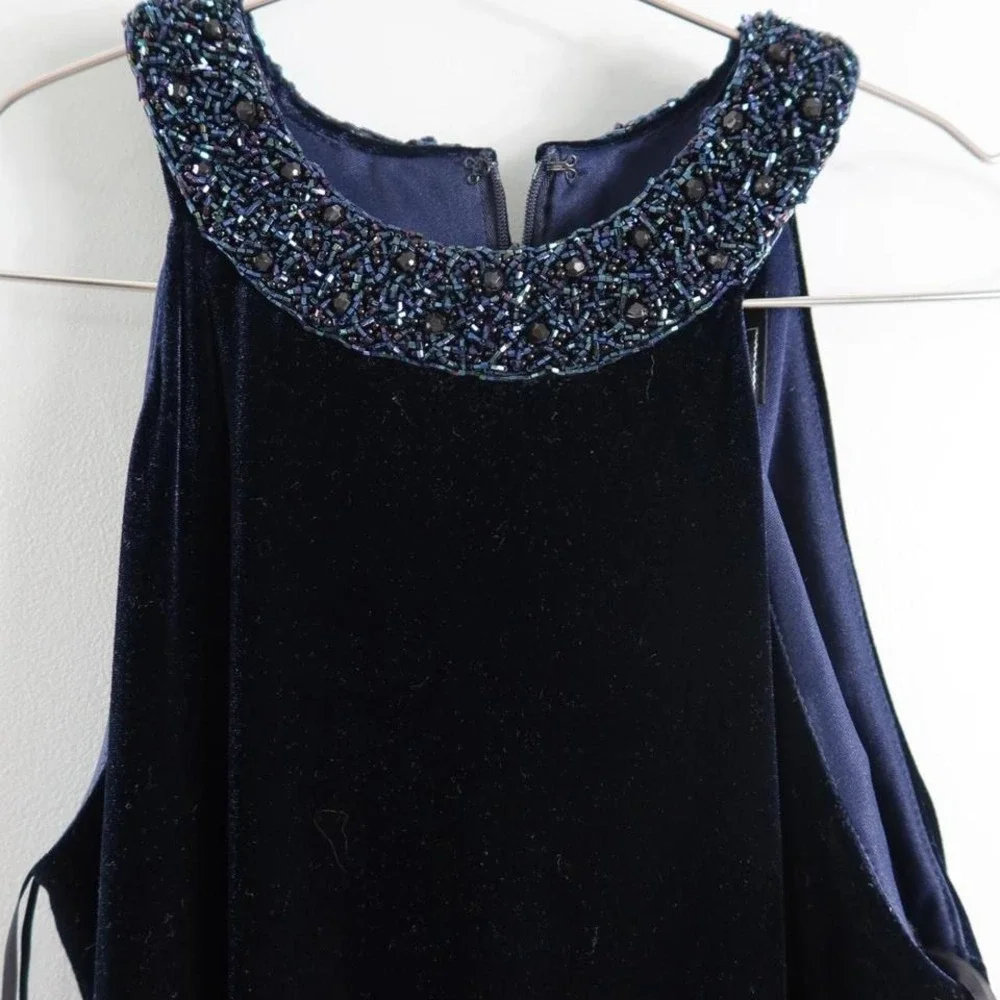 Navy velvet 80s‎ dress with sequin collar and back zipper dress